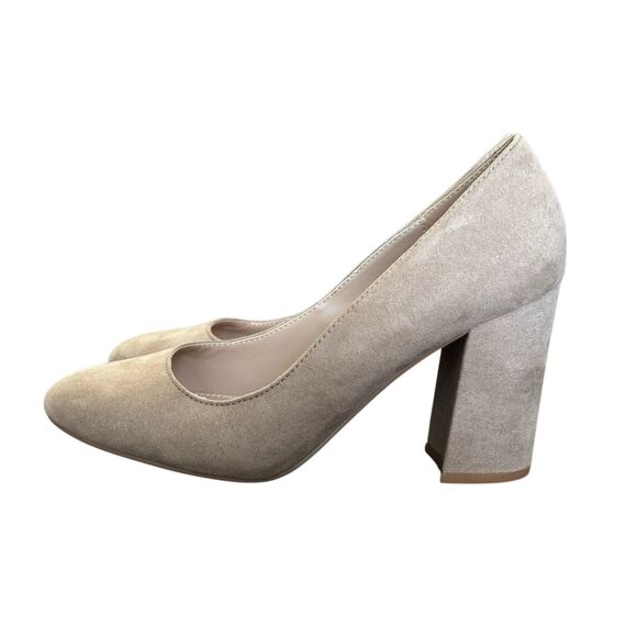 JF Women’s Beige Block Heel Faux Suede Pumps Size 8 - Picture 3 of 12